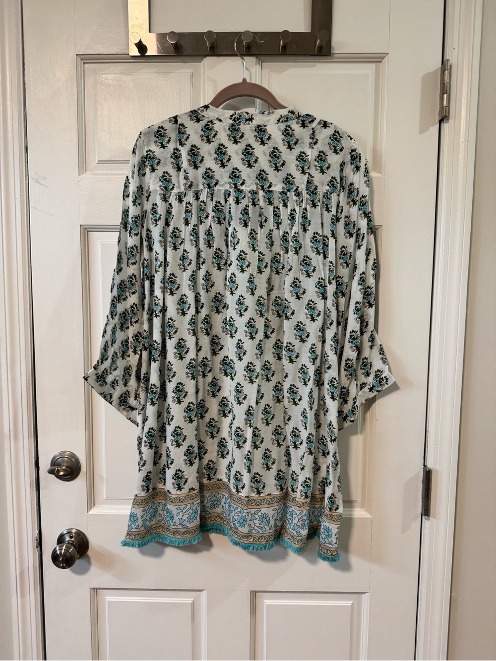 Tuckernuck Dainty Hydrangea Bondi Coverup - NWT - Picture 2 of 3